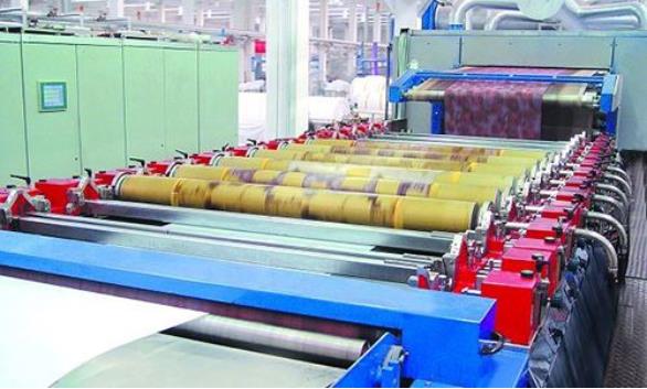 要大力推動印染行業(yè)舒適化、時尚化、環(huán)?；⒍嘣?、多功能化和智能化方向發(fā)展