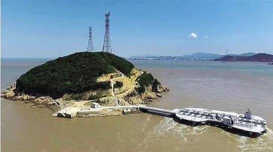 潮汐能具有儲量大影響因素少、可靠性高及能量轉化效率高等優(yōu)點，利用前景廣闊